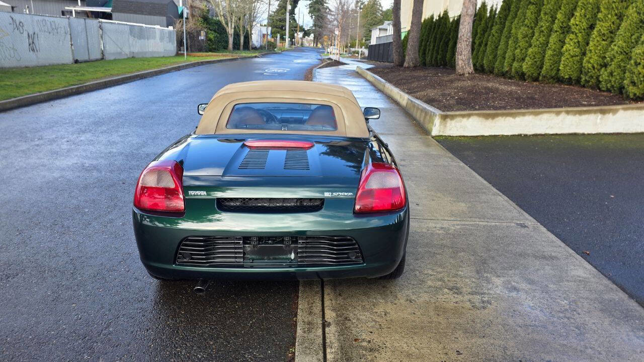 Used 2002 Toyota MR2 image 4