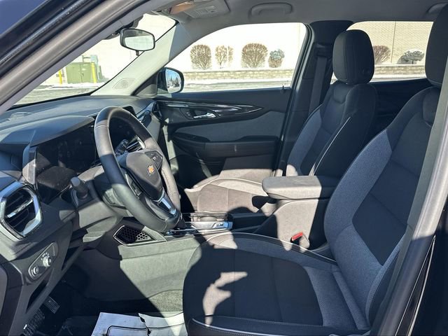 Certified 2024 Chevrolet TrailBlazer LT w/ LT Cold Weather Package image 18