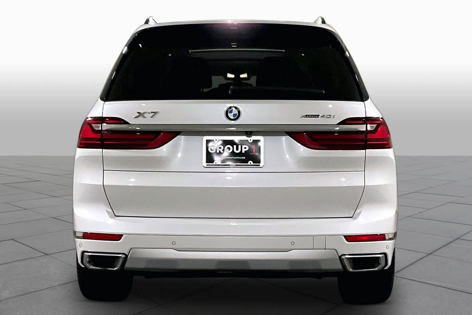Used 2021 BMW X7 xDrive40i w/ Executive Package AWD/4WD image 4