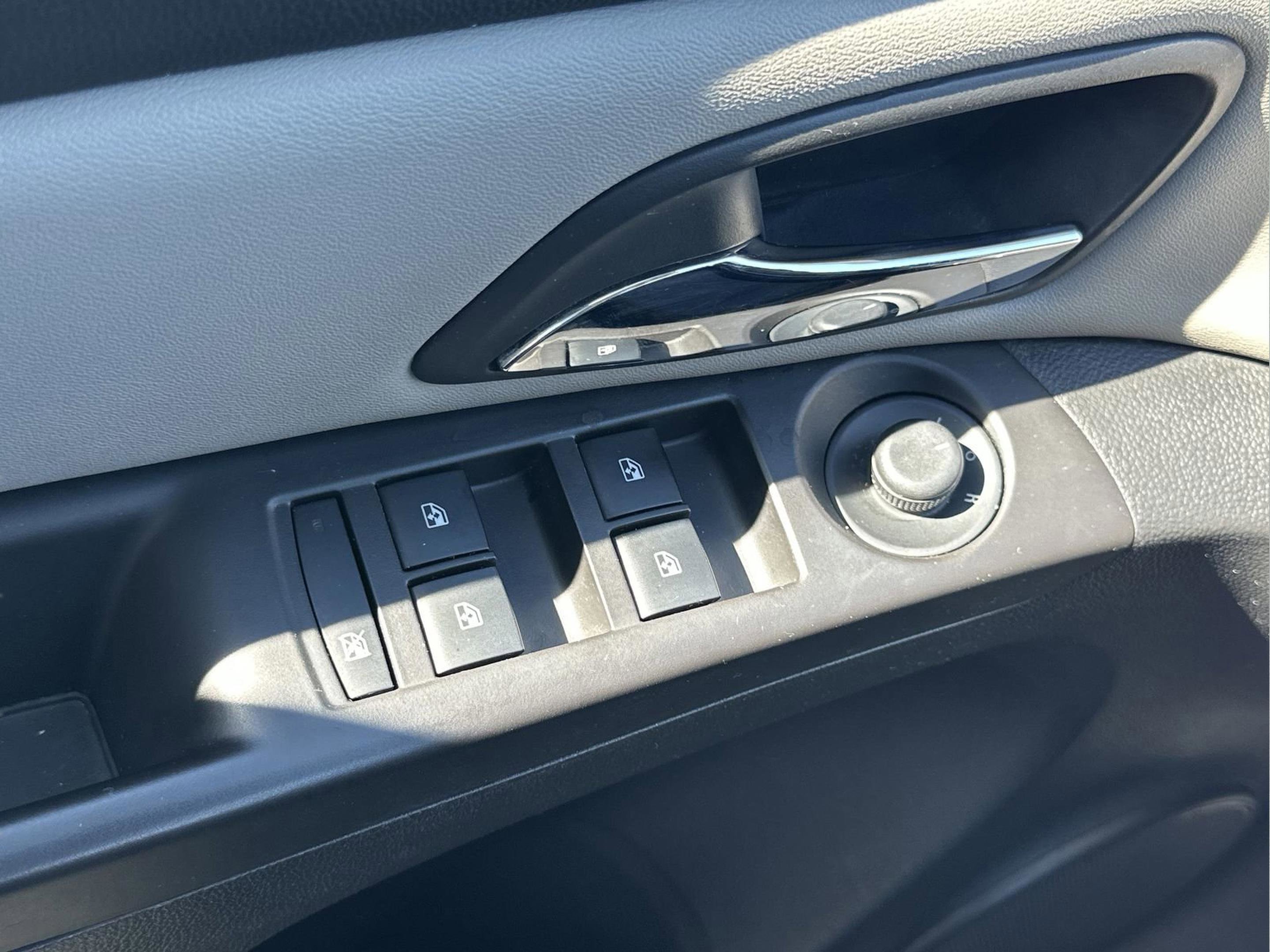 Used 2014 Chevrolet Cruze LT w/ Enhanced Safety Package image 32