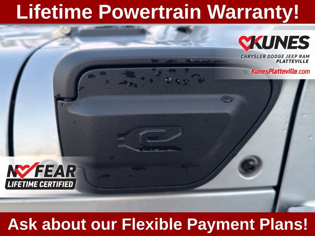 Used 2023 Jeep Wrangler Unlimited Rubicon 4xe w/ Cold Weather Group image 13