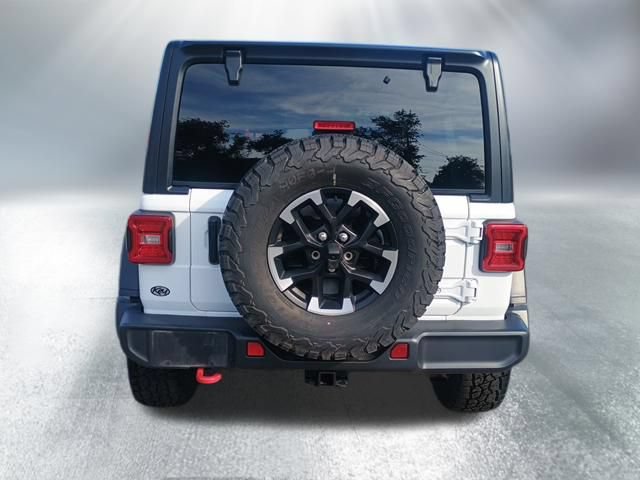 Used 2025 Jeep Wrangler Unlimited Rubicon AWD/4WD image 4