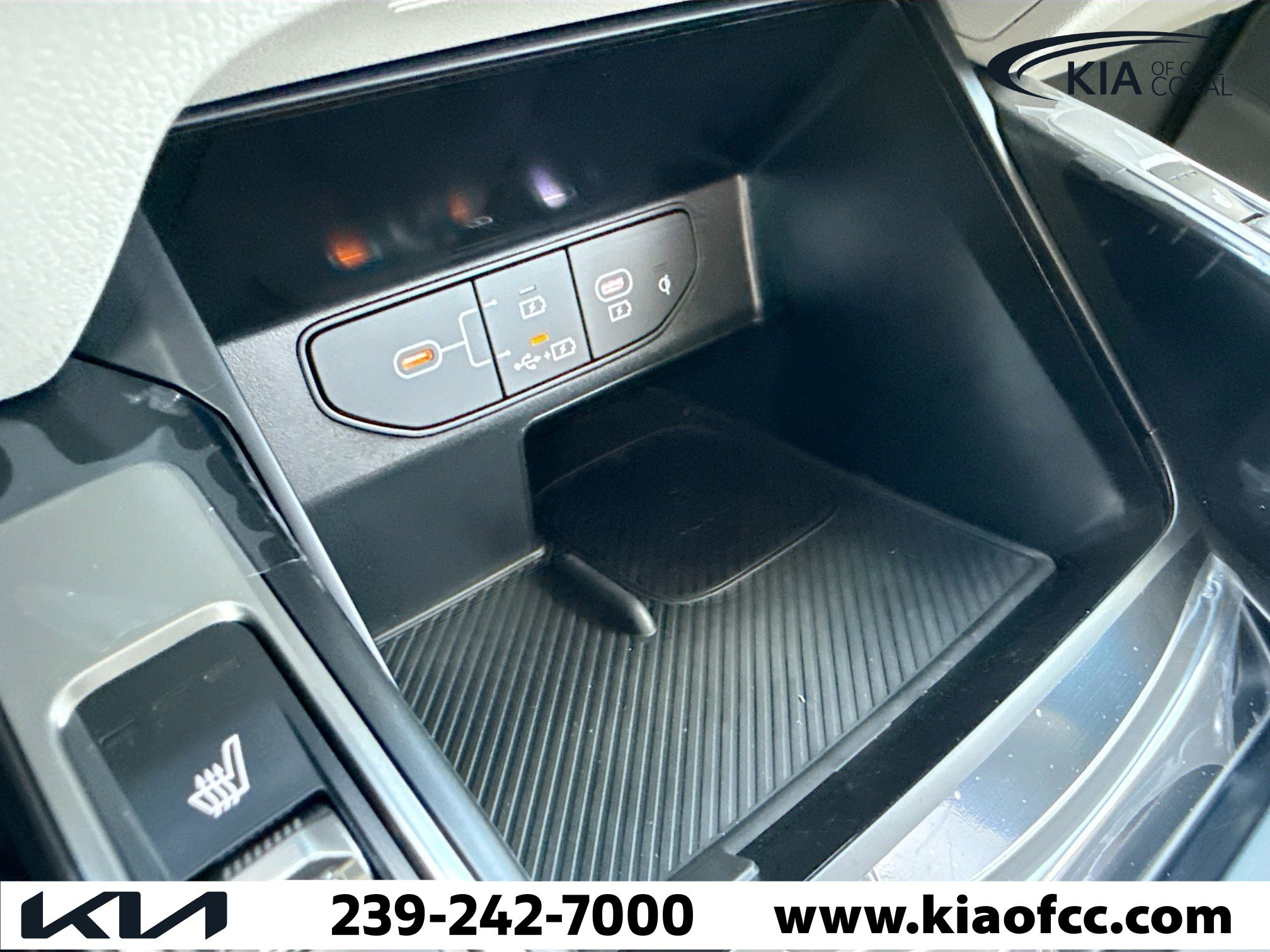 New 2026 Kia Sorento S w/ S Panoramic Sunroof Package FWD image 31