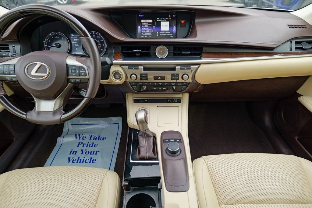 Used 2018 Lexus ES 350 w/ Premier Package image 45