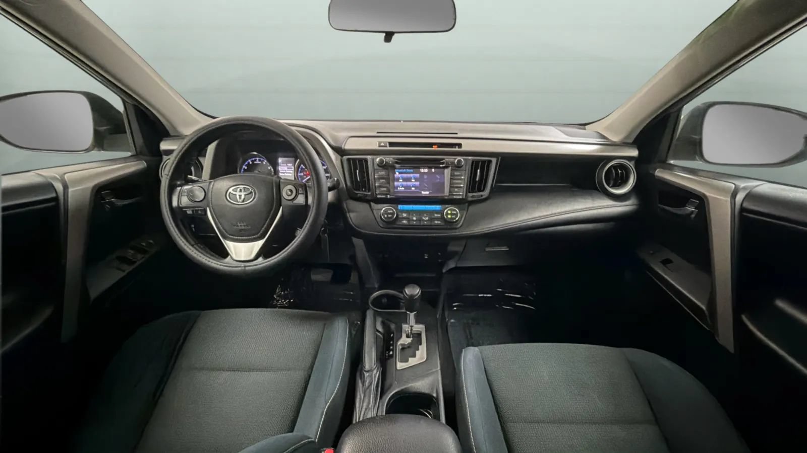 Used 2016 Toyota RAV4 XLE AWD/4WD image 9