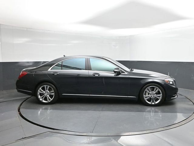 Used 2015 Mercedes-Benz S 550 Sedan w/ Premium 1 Package image 26