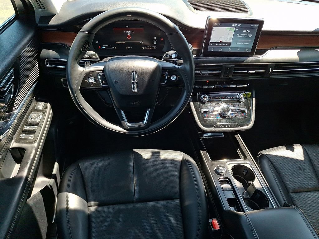 Used 2022 Lincoln Corsair Reserve w/ Equipment Group 201A AWD/4WD image 2