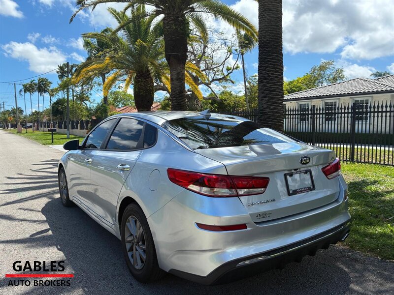 Used 2020 Kia Optima LX FWD image 11
