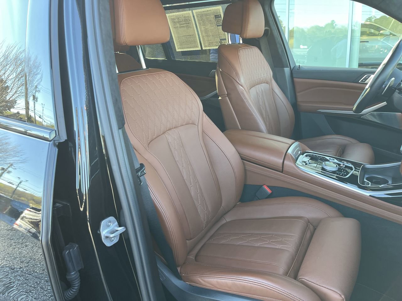Certified 2023 BMW X7 M60i w/ Executive Package image 38