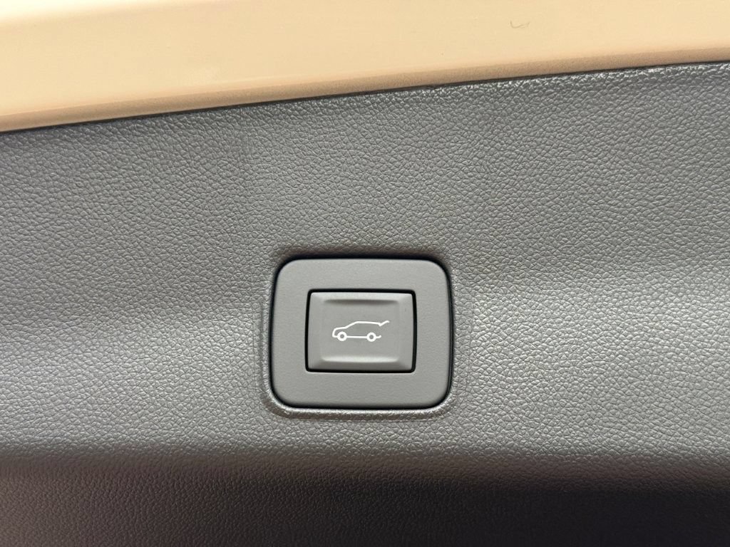 New 2026 Chevrolet TrailBlazer RS w/ Convenience Package FWD image 19