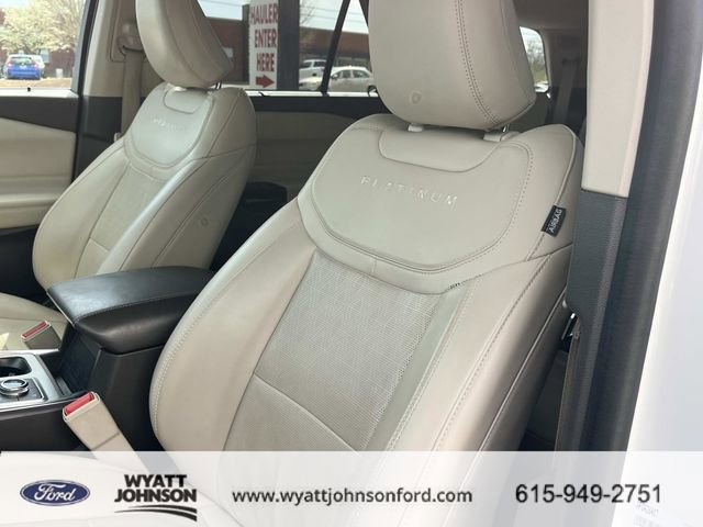 Certified 2023 Ford Explorer Platinum w/ Technology Package image 32