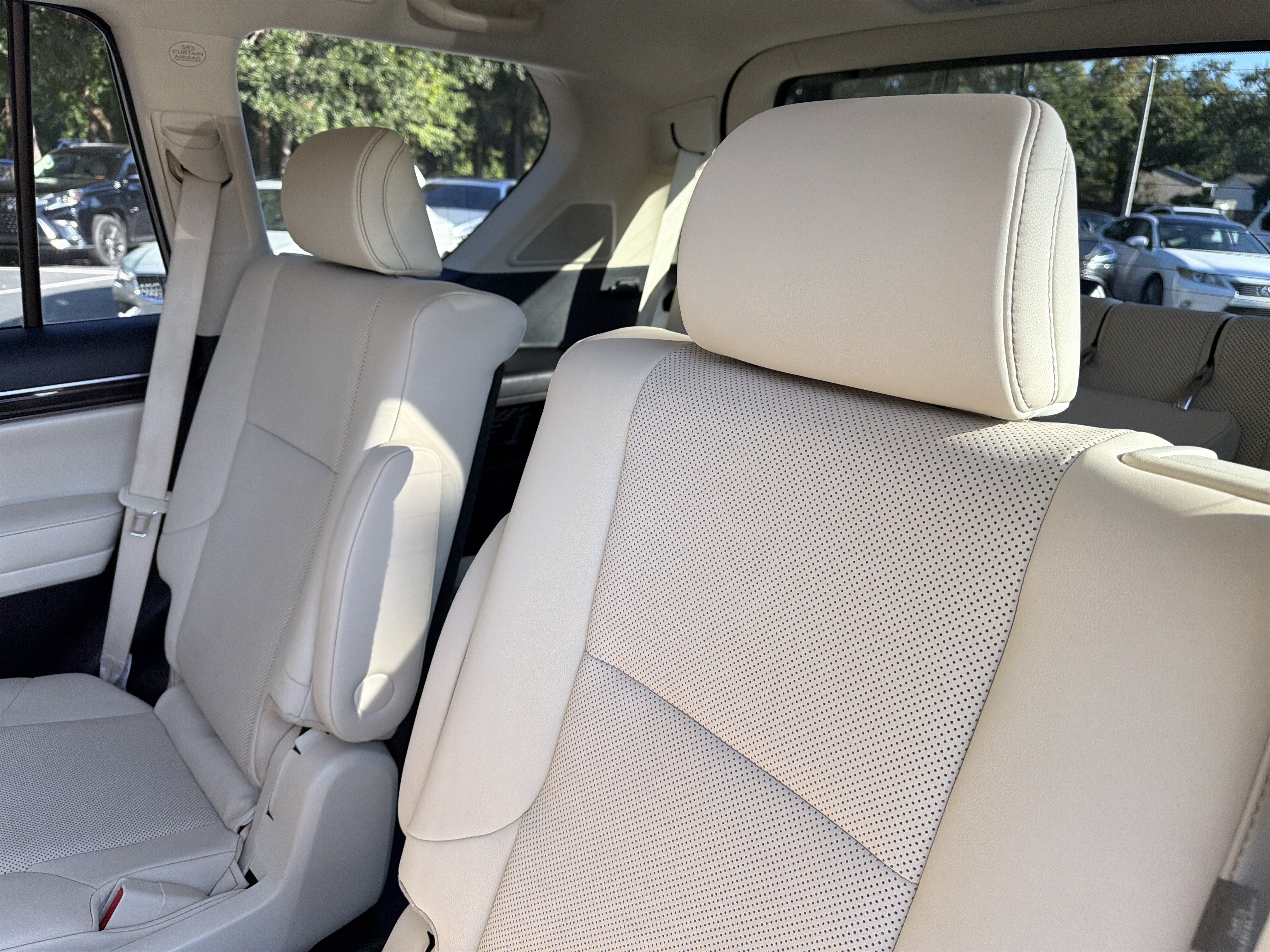 Certified 2023 Lexus GX 460 Premium AWD/4WD image 32