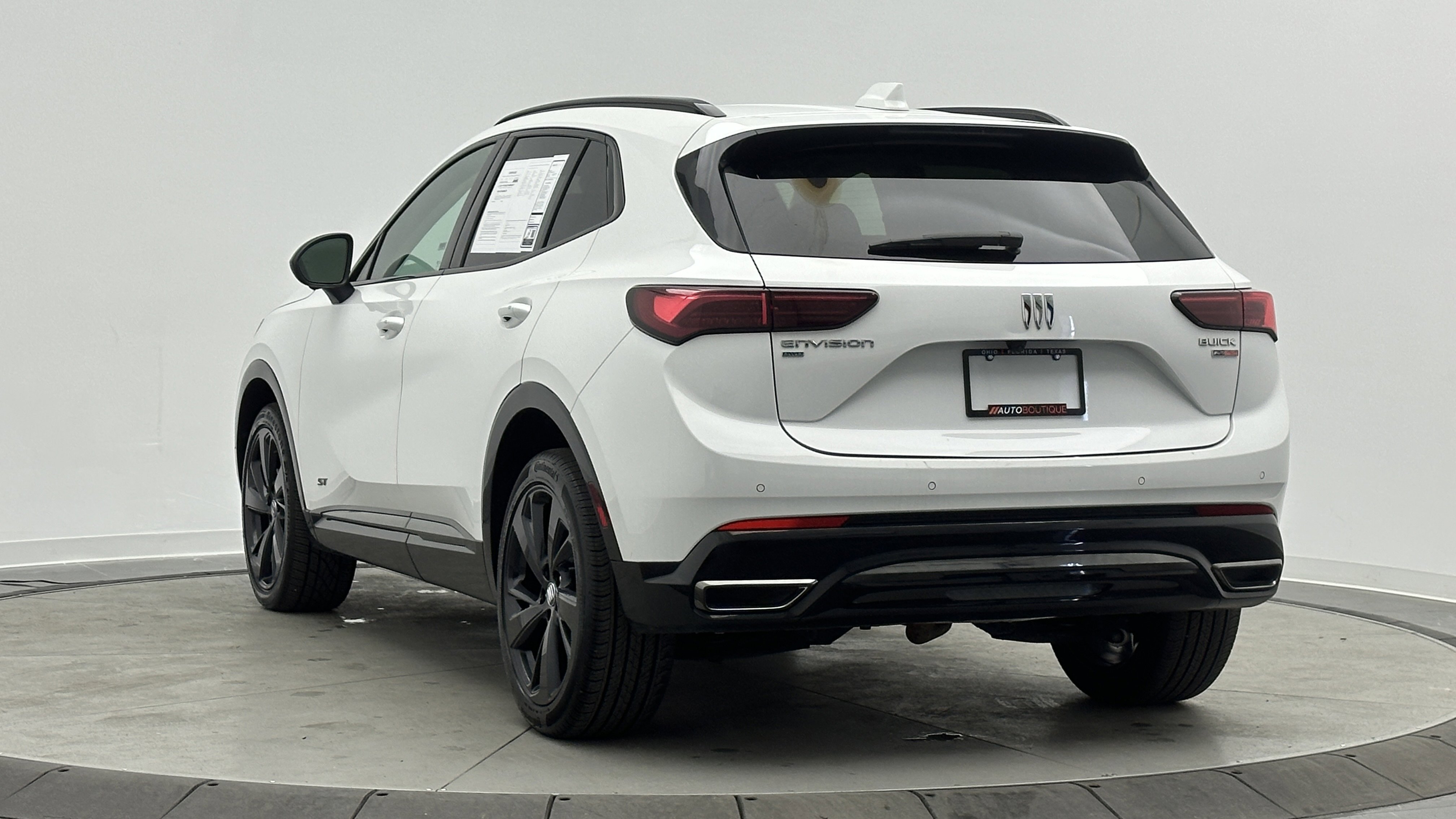 Used 2024 Buick Envision Sport Touring image 5