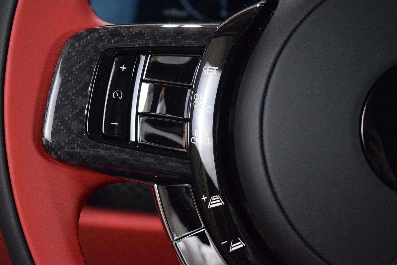 New 2026 Rolls-Royce Cullinan Black Badge AWD/4WD image 28