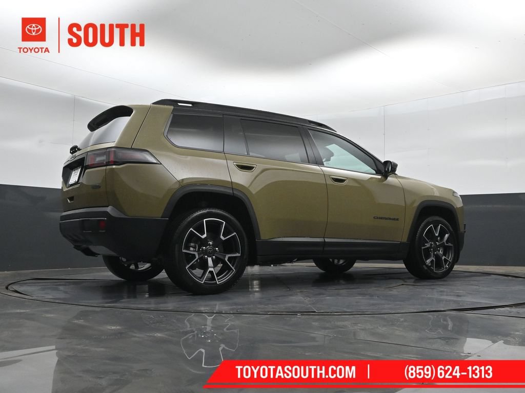 Used 2026 Jeep Cherokee Overland AWD/4WD image 44
