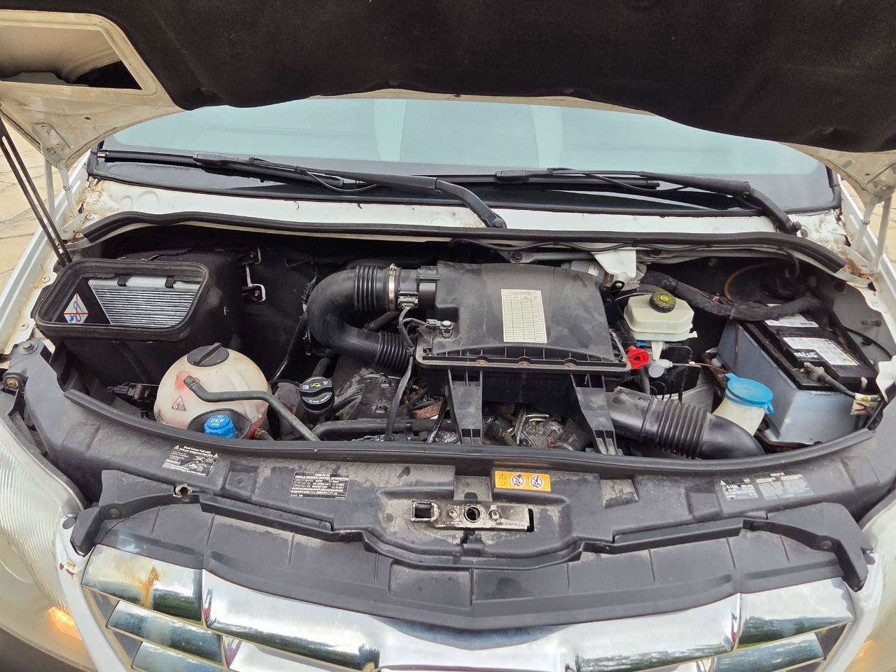Used 2018 Freightliner Sprinter 3500 RWD image 36