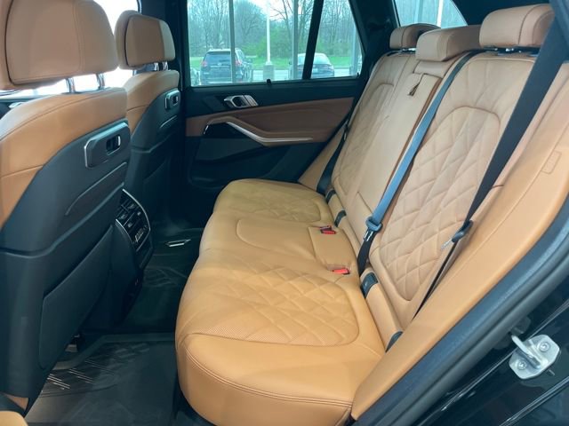New 2026 BMW X5 xDrive40i w/ Executive Package image 19