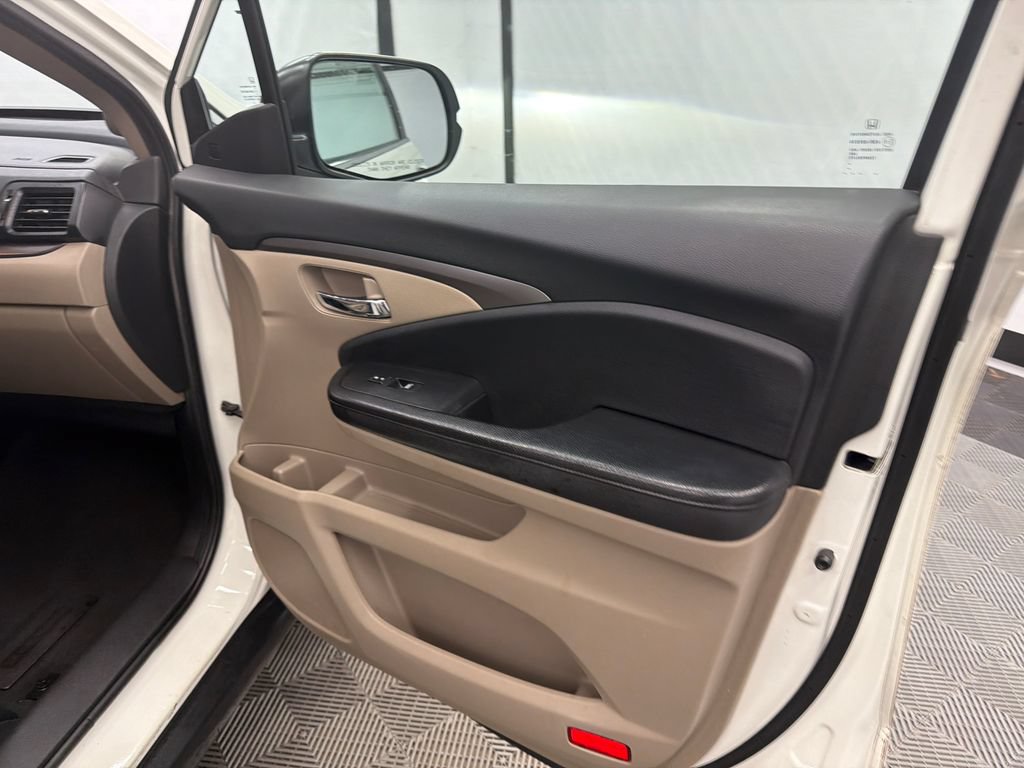 Used 2019 Honda Pilot EX-L image 16