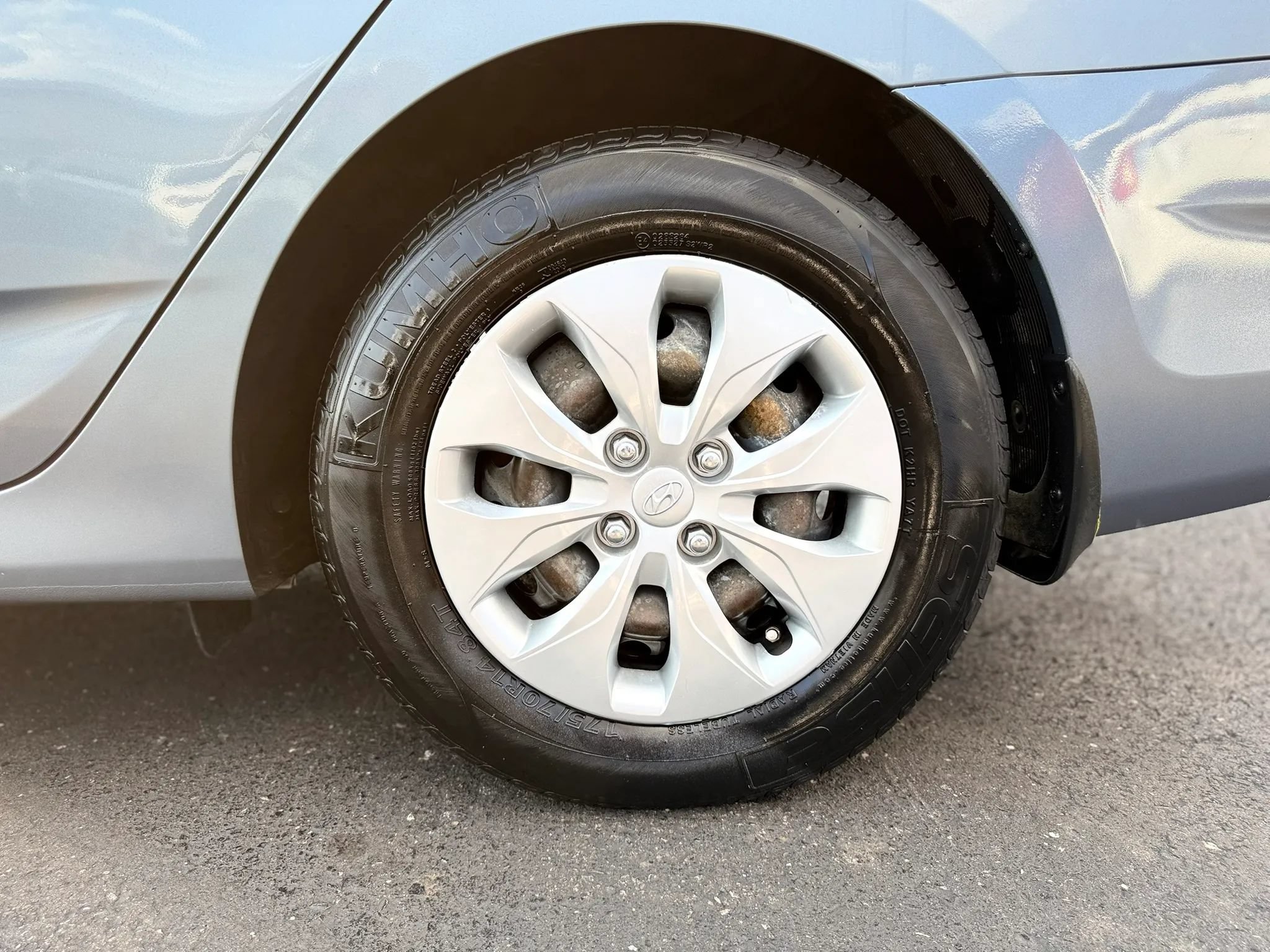 Used 2017 Hyundai Accent SE FWD image 37
