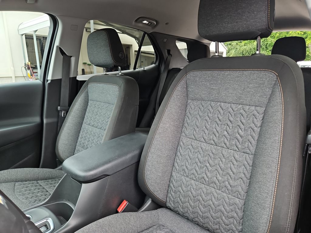 Used 2022 Chevrolet Equinox LT FWD image 23