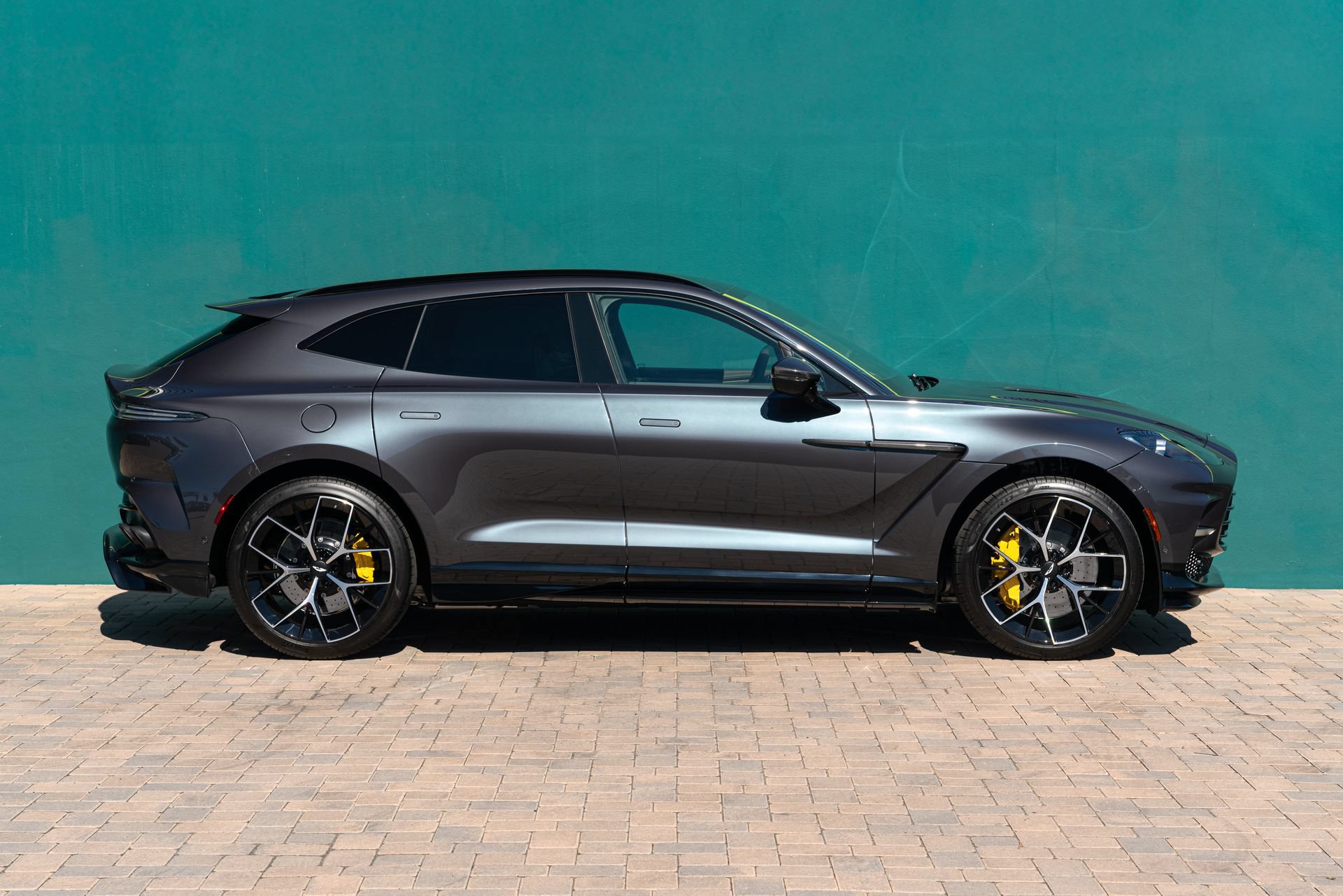 Used 2025 Aston Martin DBX 707 AWD/4WD image 25