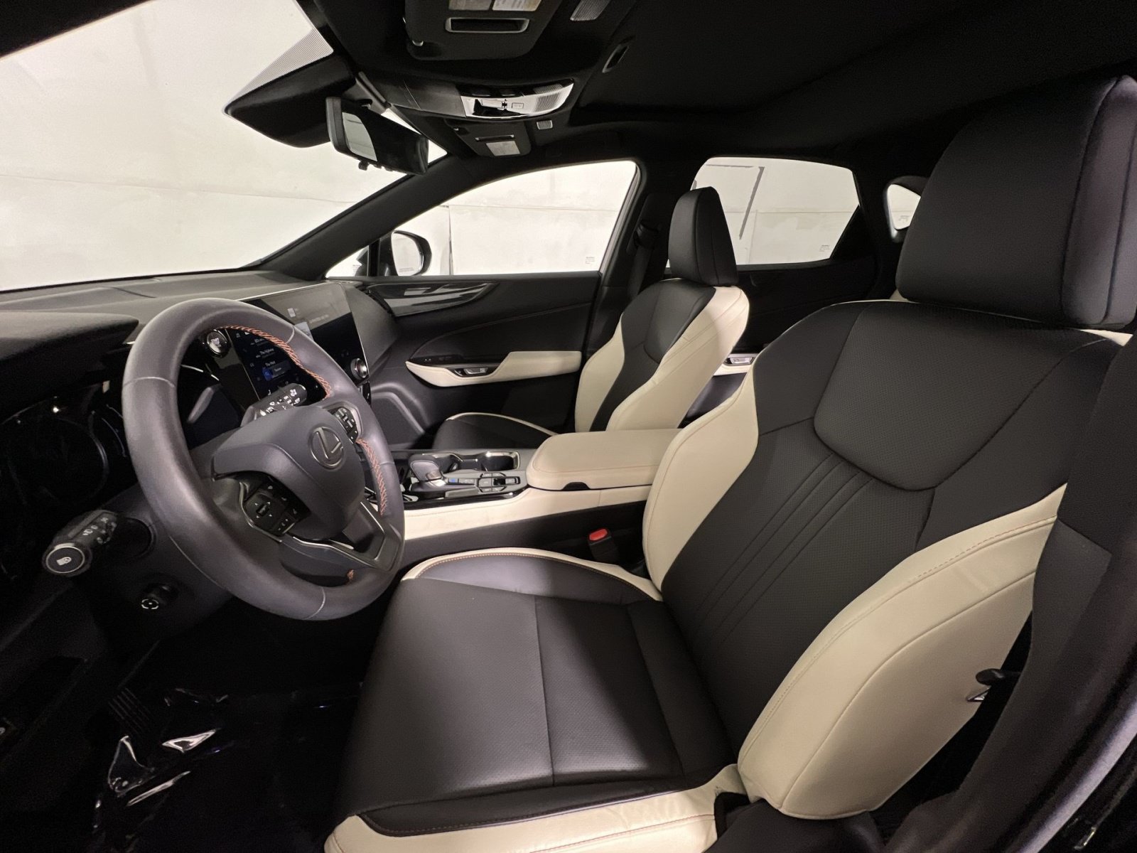 Used 2023 Lexus NX 350 AWD image 13