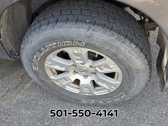 Used 2017 Nissan Titan SV image 8