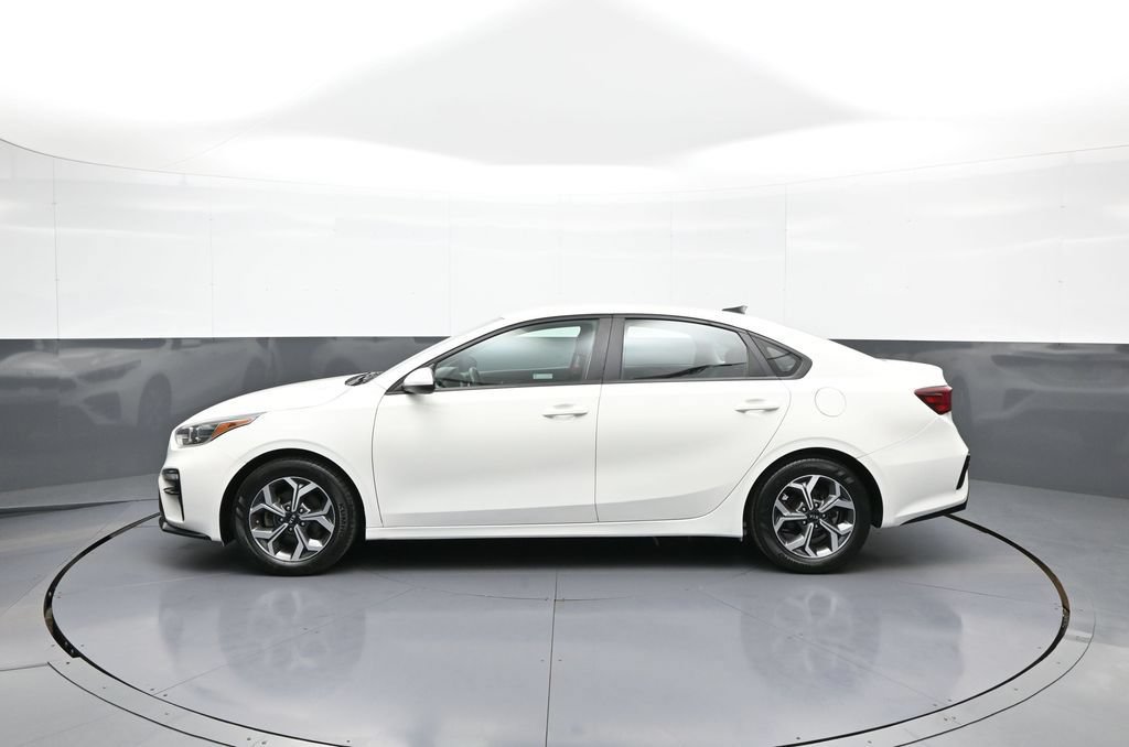 Used 2019 Kia Forte LXS FWD image 9