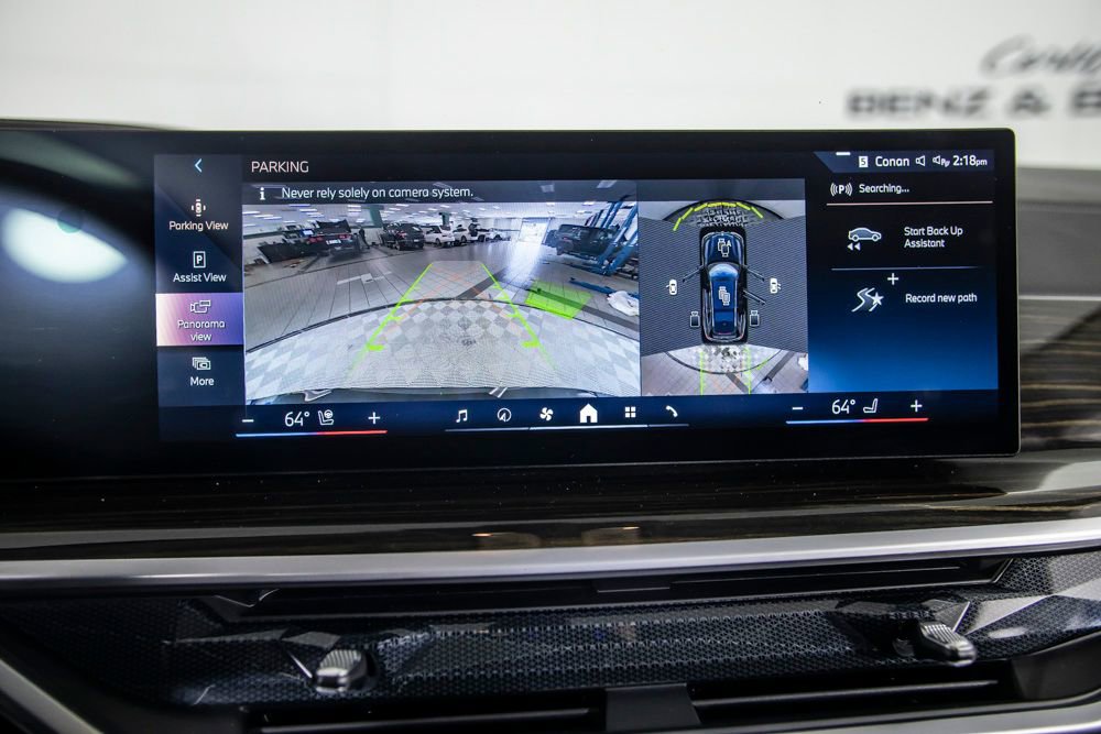 Used 2024 BMW X7 xDrive40i w/ Parking Assistance Package image 28