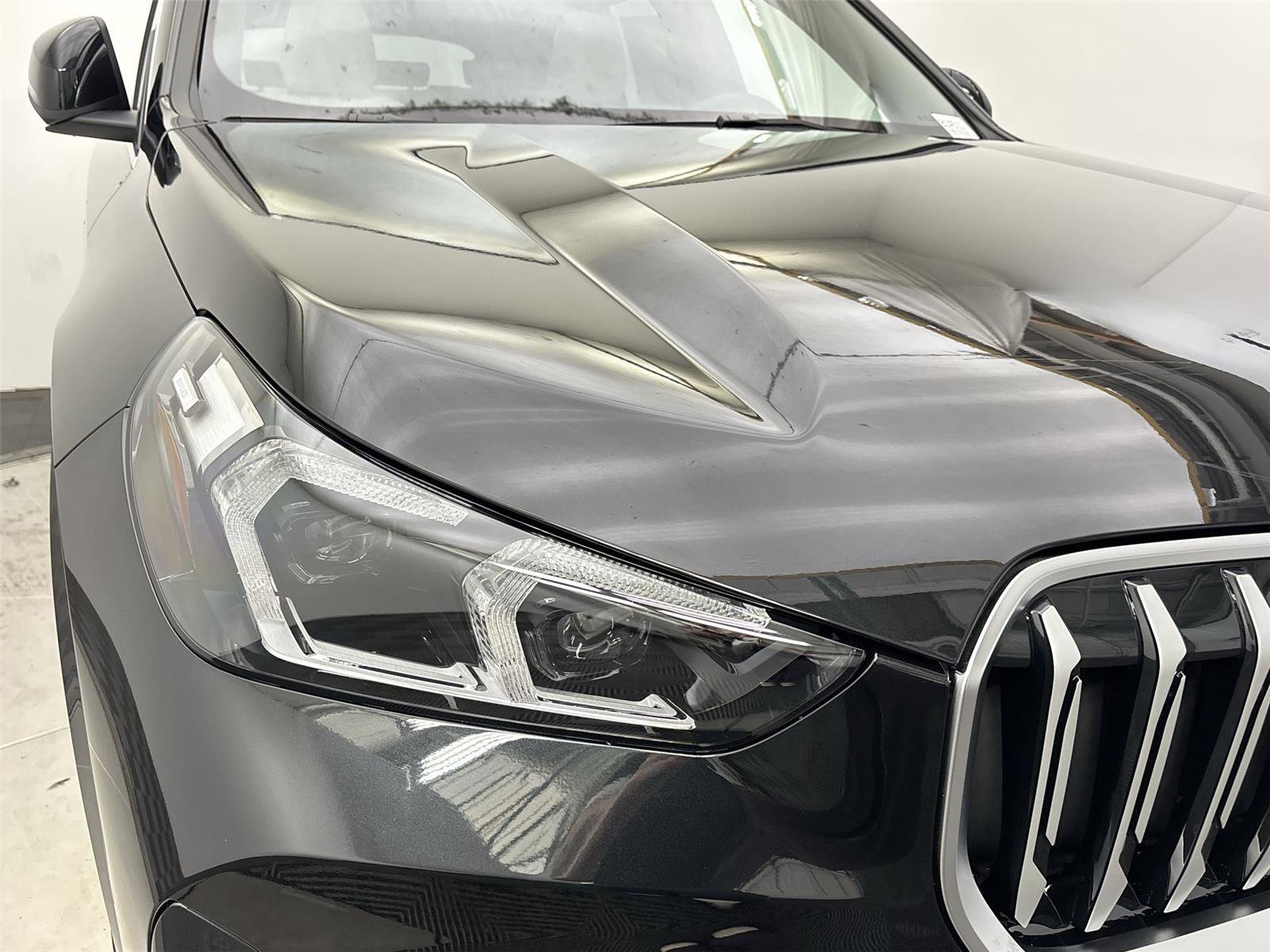 New 2025 BMW X1 xDrive28i w/ Premium Package image 18
