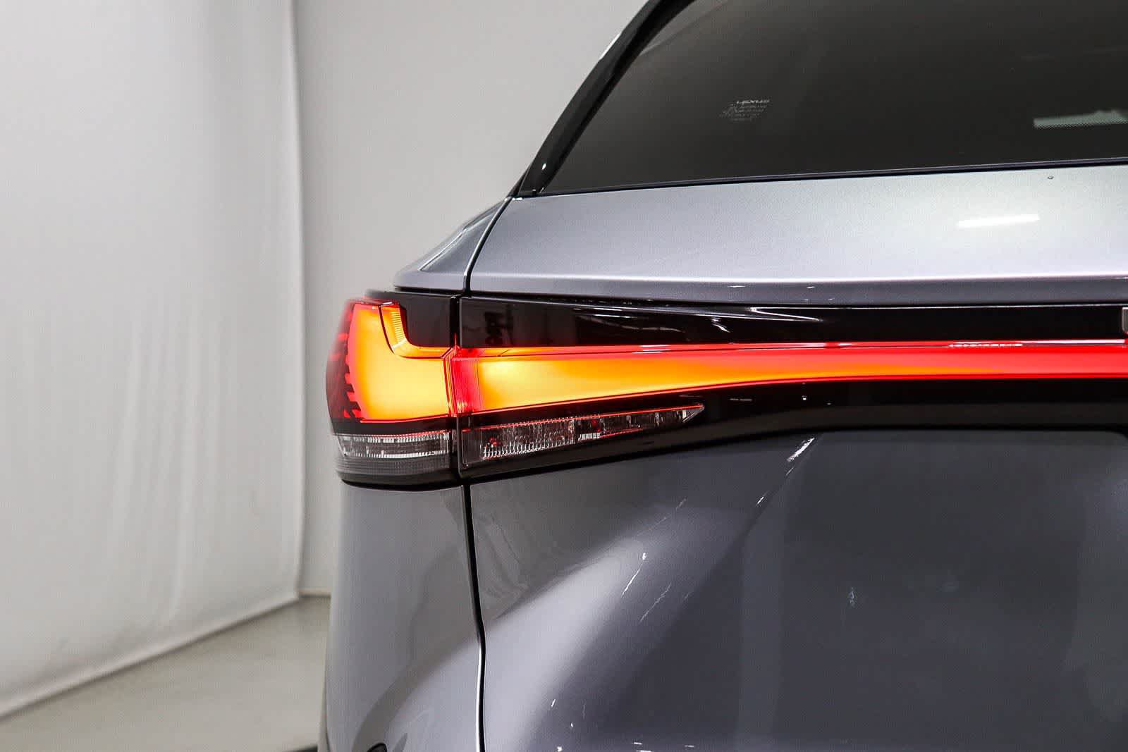 Used 2024 Lexus RX 350 Premium Plus w/ Accessory Package (Z1) FWD image 11