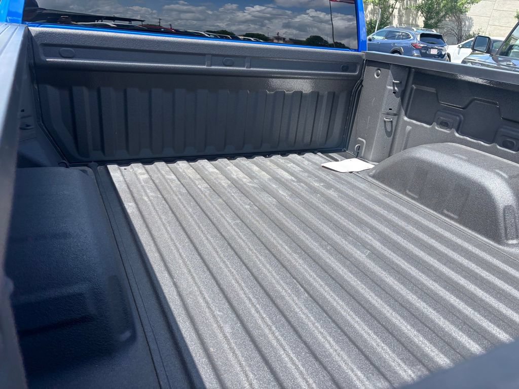 Used 2026 Chevrolet Silverado 1500 Custom AWD/4WD image 25