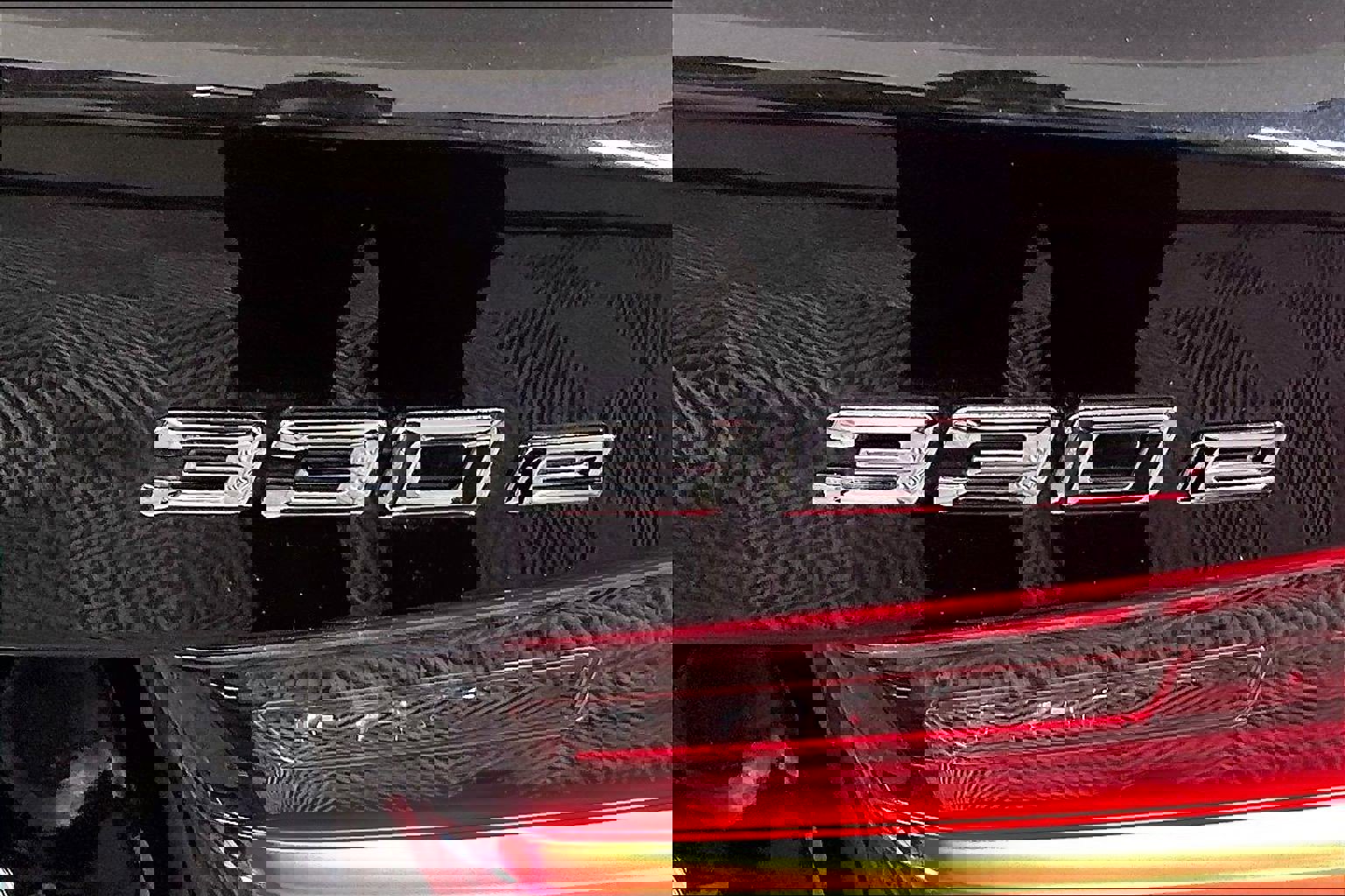 Certified 2023 BMW 330e xDrive w/ Premium Package image 31