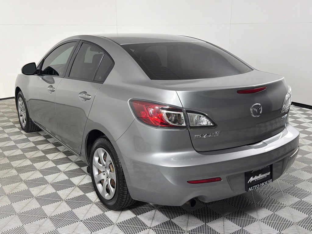 Used 2013 MAZDA MAZDA3 i Sport image 6