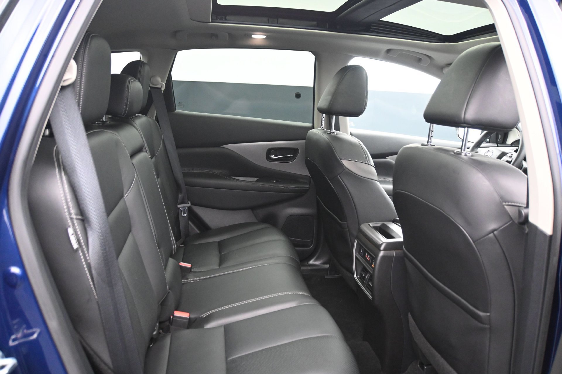 Used 2020 Nissan Murano SL w/ Moonroof Package AWD/4WD image 14
