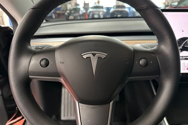 Used 2019 Tesla Model 3 Mid Range RWD image 26