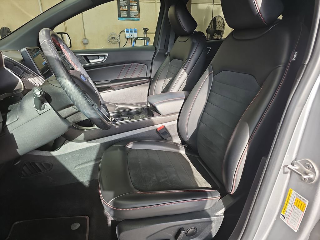 Used 2021 Ford Edge ST-Line FWD image 15