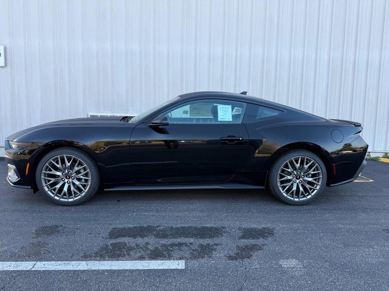 New 2026 Ford Mustang Premium image 3