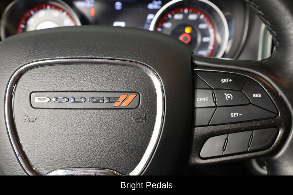 Used 2023 Dodge Charger SXT RWD image 10