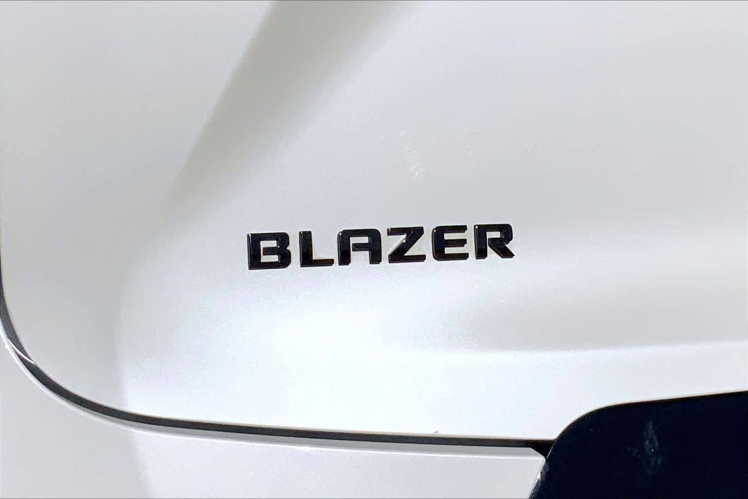 Used 2023 Chevrolet Blazer RS w/ Driver Confidence II Package FWD image 61