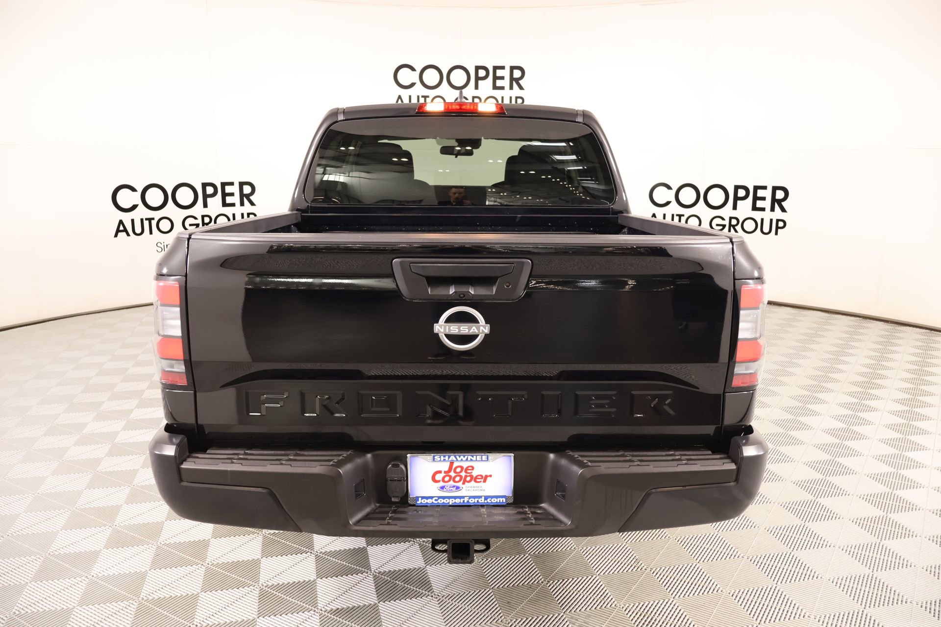 Used 2024 Nissan Frontier S w/ Tow Package RWD image 20
