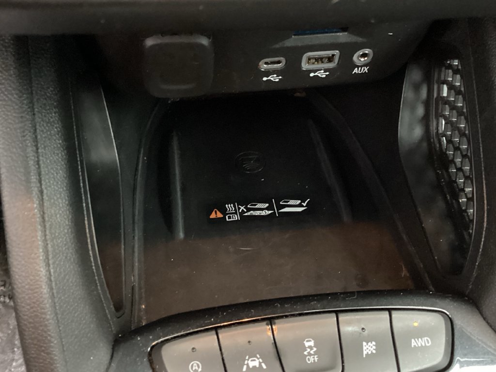Used 2021 Chevrolet TrailBlazer RS w/ Sun and Liftgate Package AWD/4WD image 49