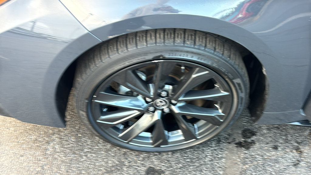 Used 2025 Toyota Corolla SE FWD image 31