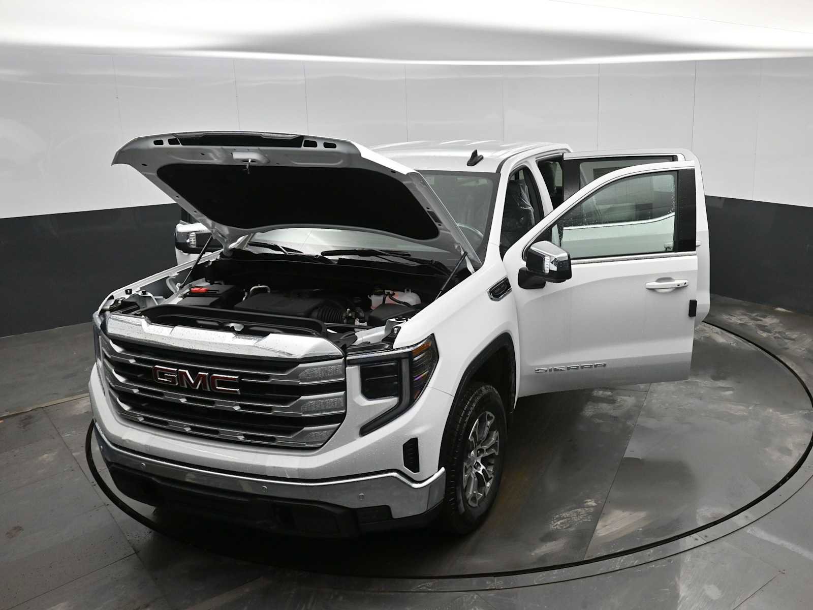 New 2026 GMC Sierra 1500 SLE w/ Preferred Package AWD/4WD image 39
