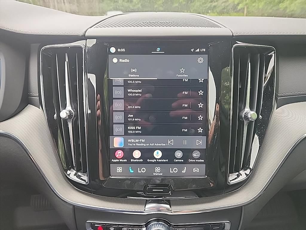 Certified 2025 Volvo XC60 B5 Ultra AWD/4WD image 19