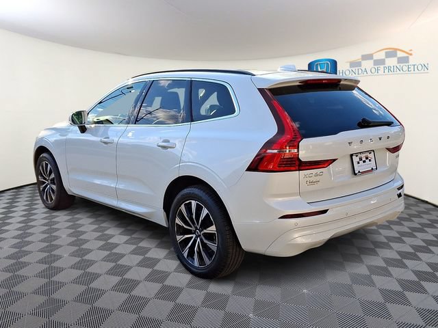Used 2023 Volvo XC60 B5 Core w/ Climate Package AWD/4WD image 4