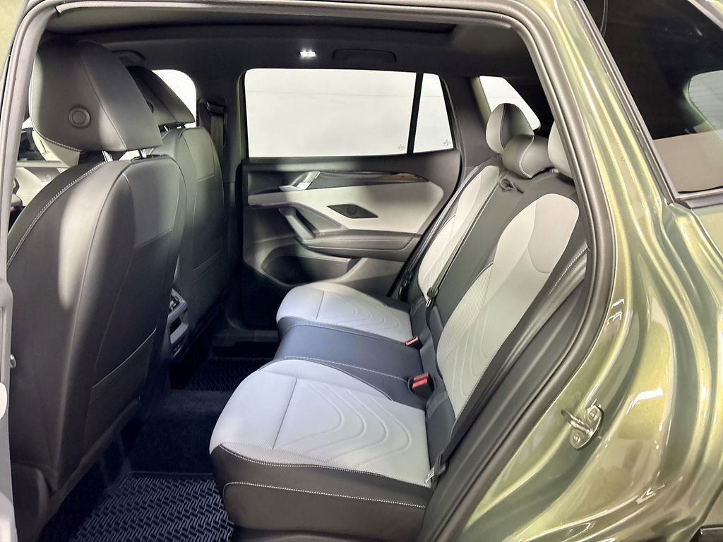 New 2026 Volkswagen Tiguan SE R-Line image 20