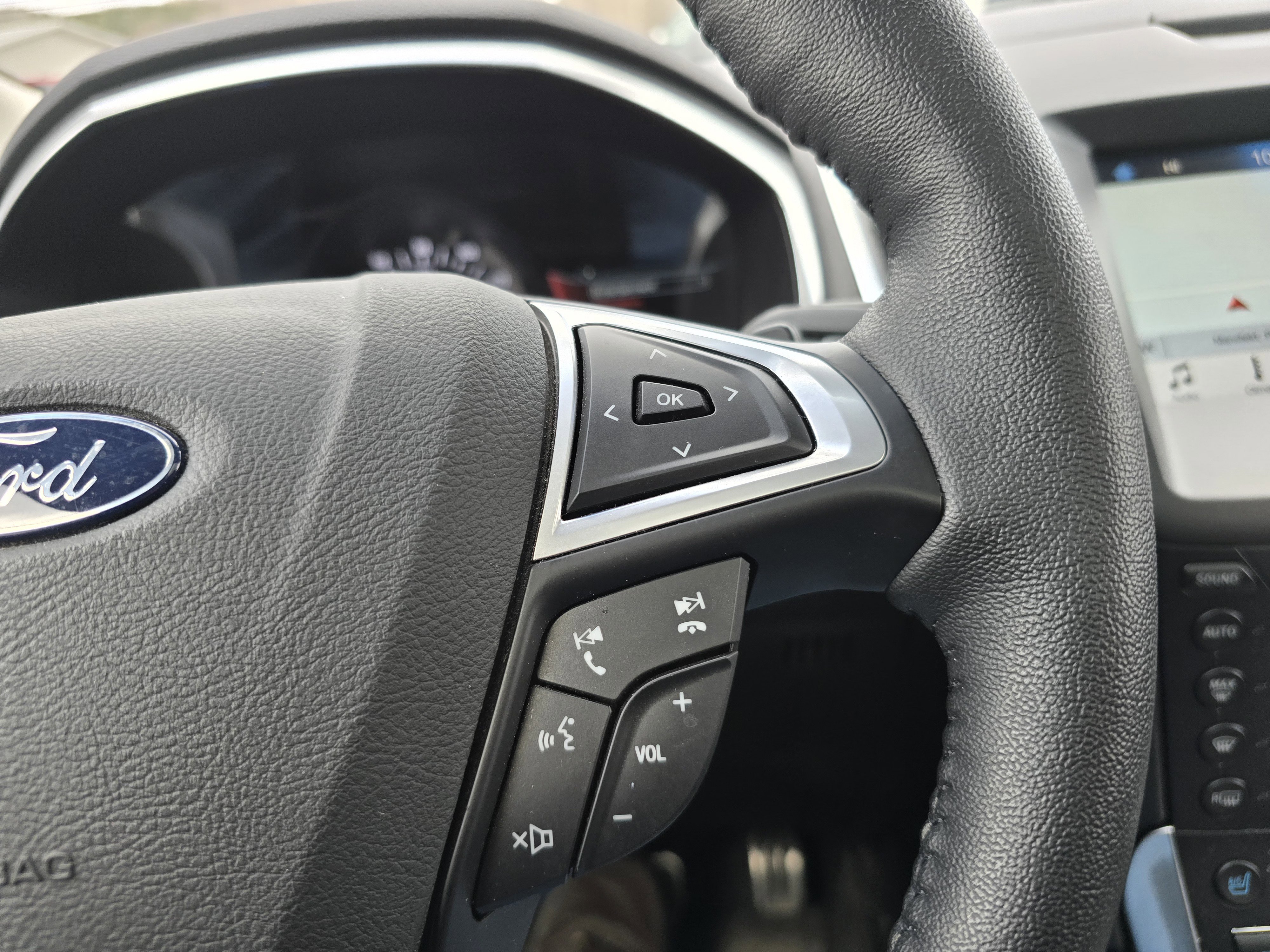 Used 2018 Ford Edge Sport w/ Equipment Group 401A image 16