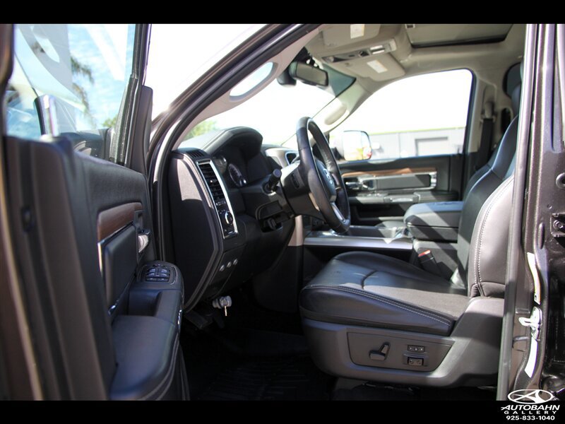 Used 2017 RAM 2500 Laramie w/ Sport Appearance Group AWD/4WD image 17