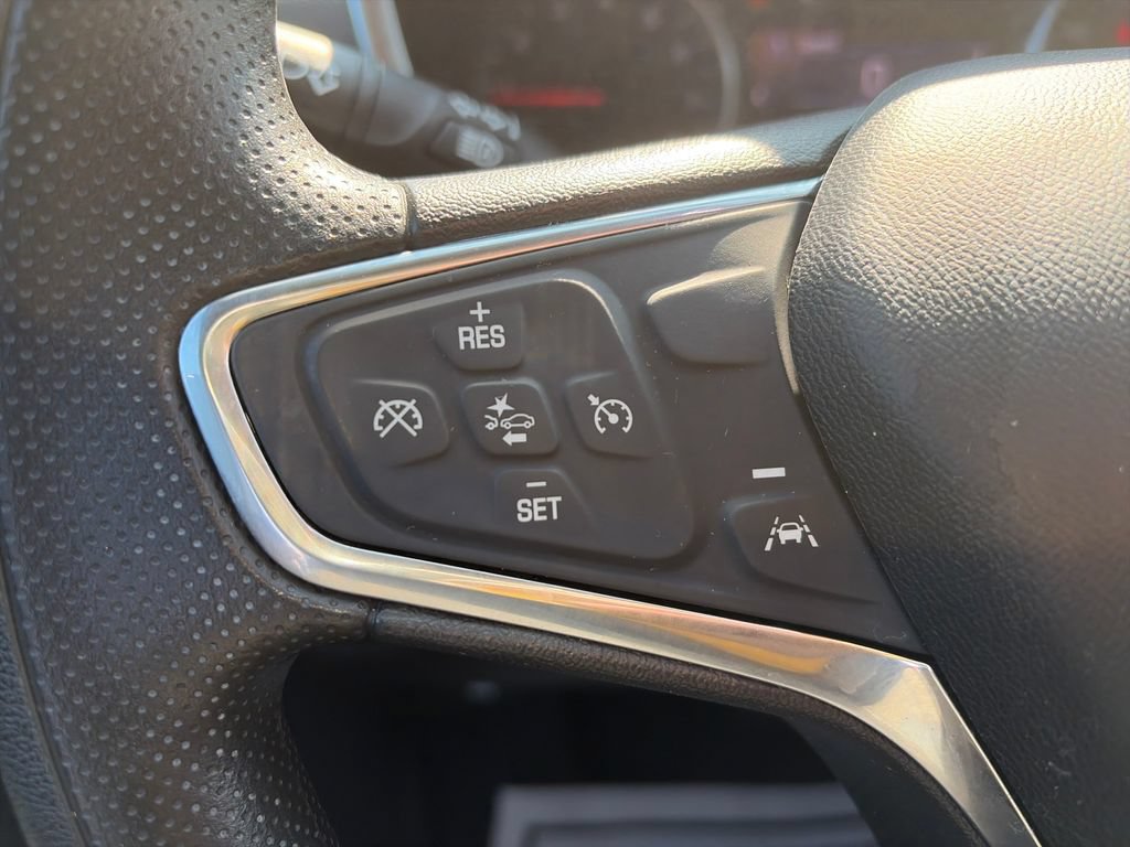 Used 2021 Chevrolet Equinox LT FWD image 13